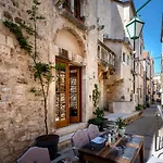 Luxury Apartment Bifora